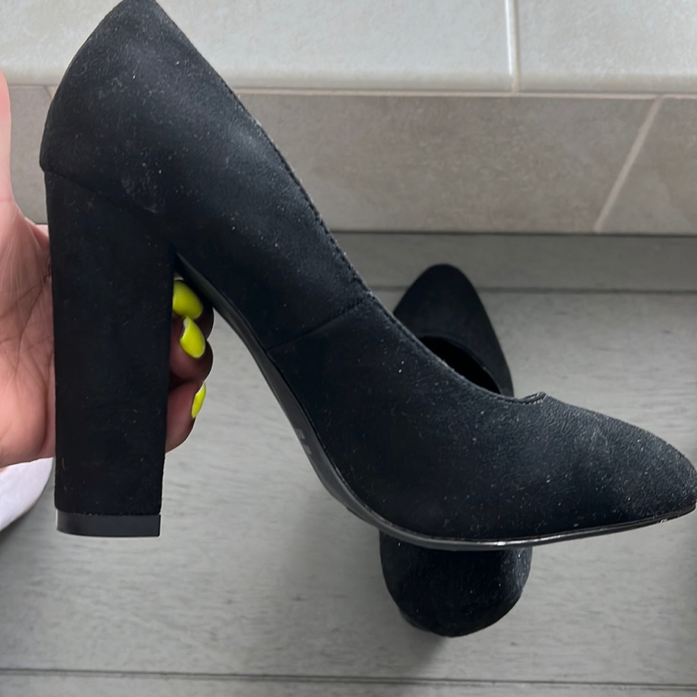 Chunky Black Heel Size 7.5 Forever 21 Never Worn